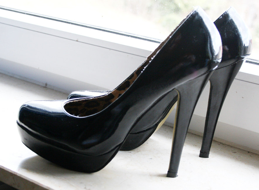 High Heels Lackleder schwarz