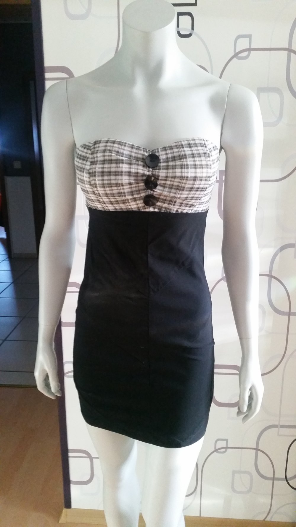 schönes Kleid 