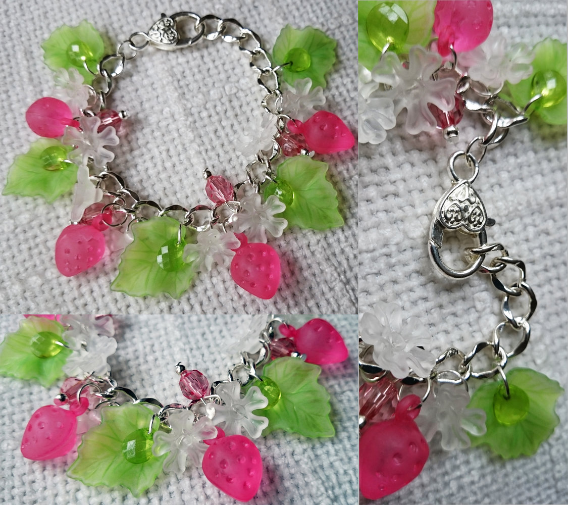 Armband Bettelarmband Erdbeeren Erdbeere Strawberry Blume Flower Blüte Sommer Kawaii Sweet süss Mädchen Crystal Kristall Blatt 