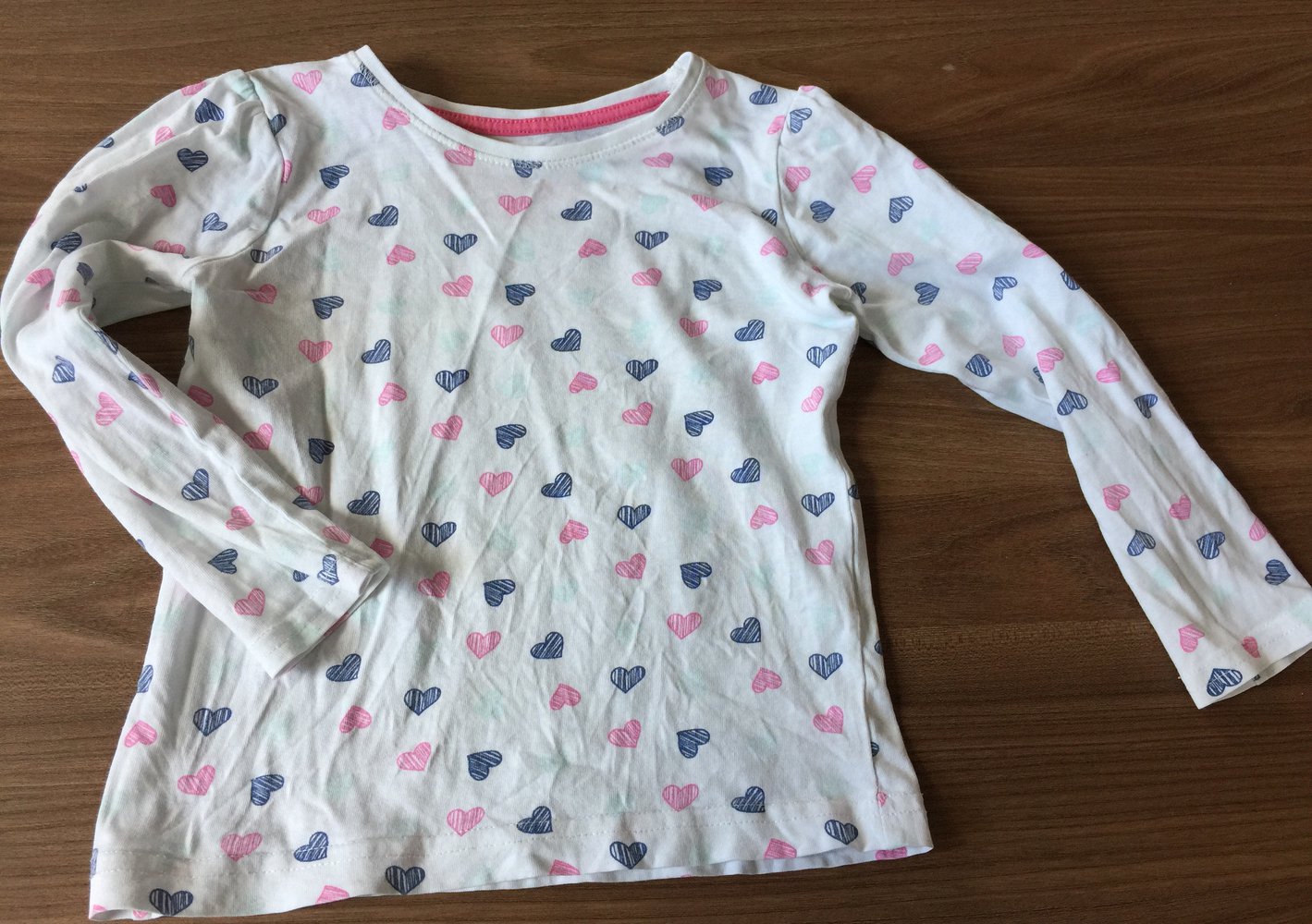 Herzchen-Langarmshirt Gr. 104