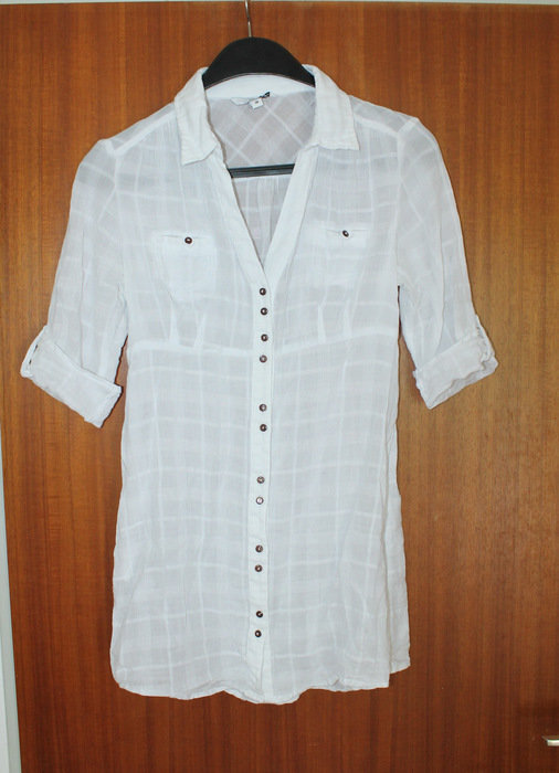 schönes Hemd / Bluse in weiß lang