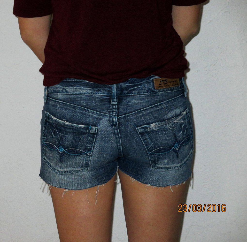 Jeans Hotpant ausgewaschen, used-Look