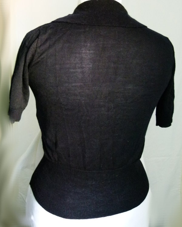 Kurzarm Jacke, Jäckchen, Feinstrick, schwarz, aus den 70ern, True Vintage Retro 70s Gothic Goa Festival Hippie Mori