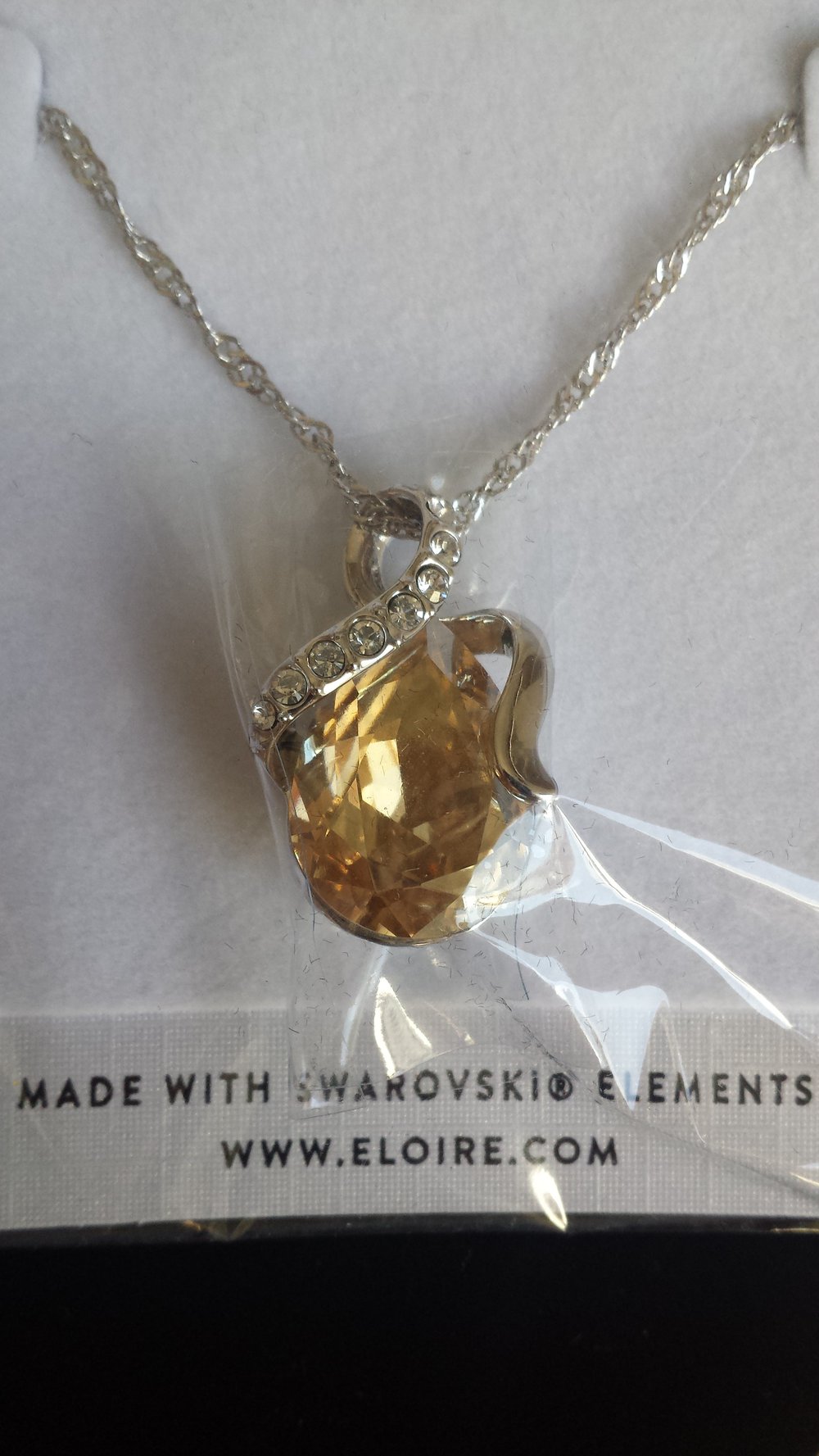Eloire, Swarovski Kette, neu und orignalverpackt