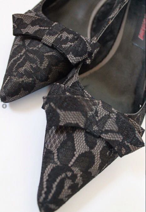 Vintage Pumps aus Spitze Gr.38
