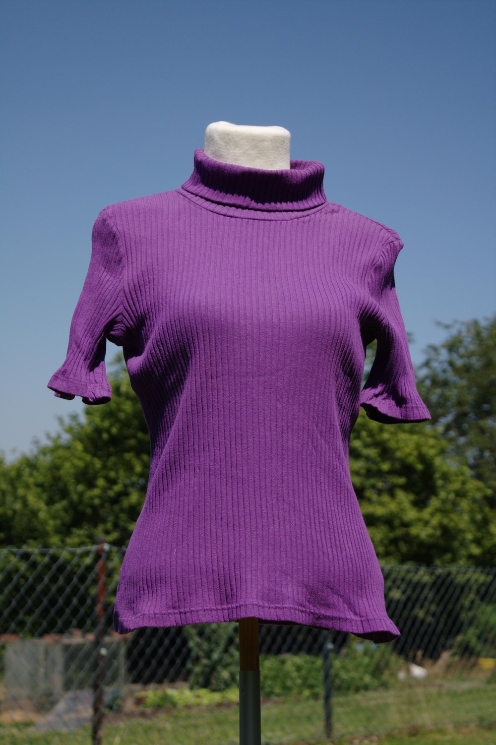 Rollkragen-Shirt Young Fashion lila violett einfarbig Kurzarm