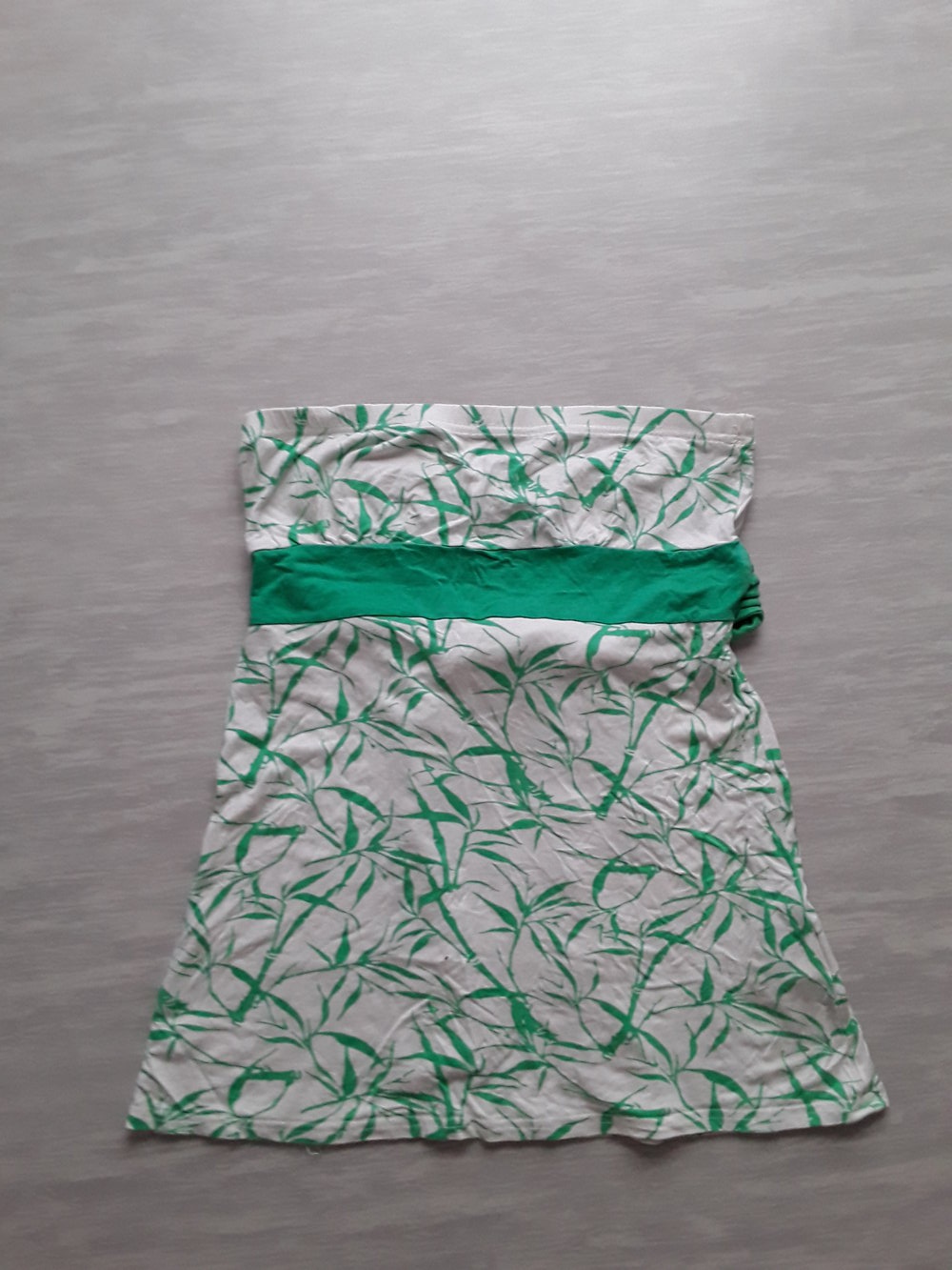 Tube Top mit Bindegürtel