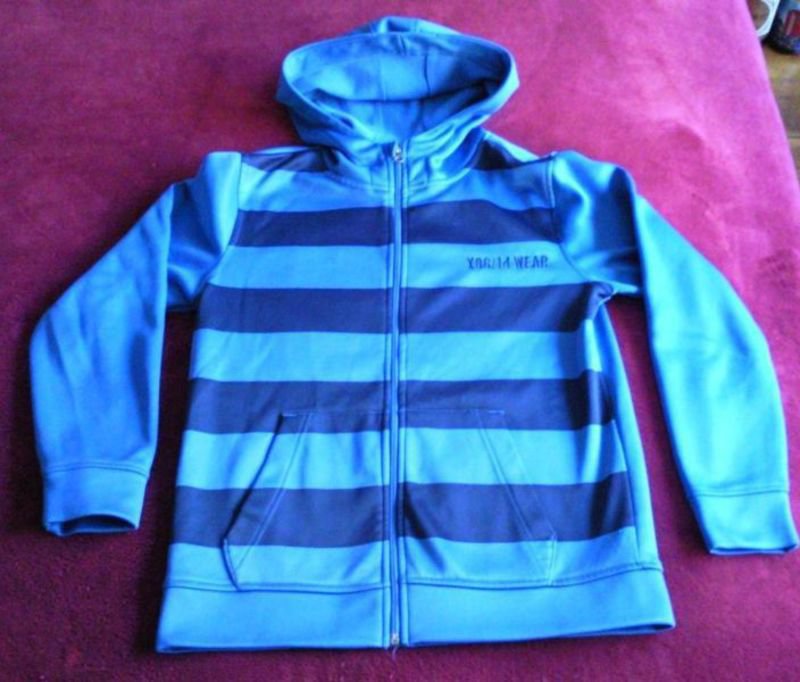 Blaue Kaputzenjacke von 