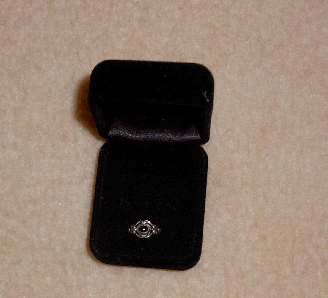 Ring Sterlingsilber 925 mit schwarzen Stein Gr.50 