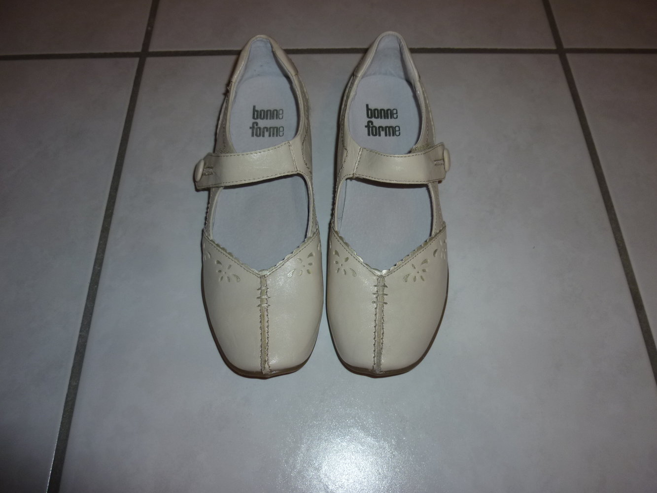 NEU beige Spangenpumps Gr. 5,5 (39)