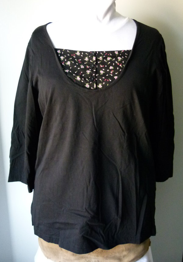 Romantik Tunika Shirt, schwarz mit rosa Blümchenmuster, Mori Boho Goa Festival Elfen Floral Hippie Romantisch