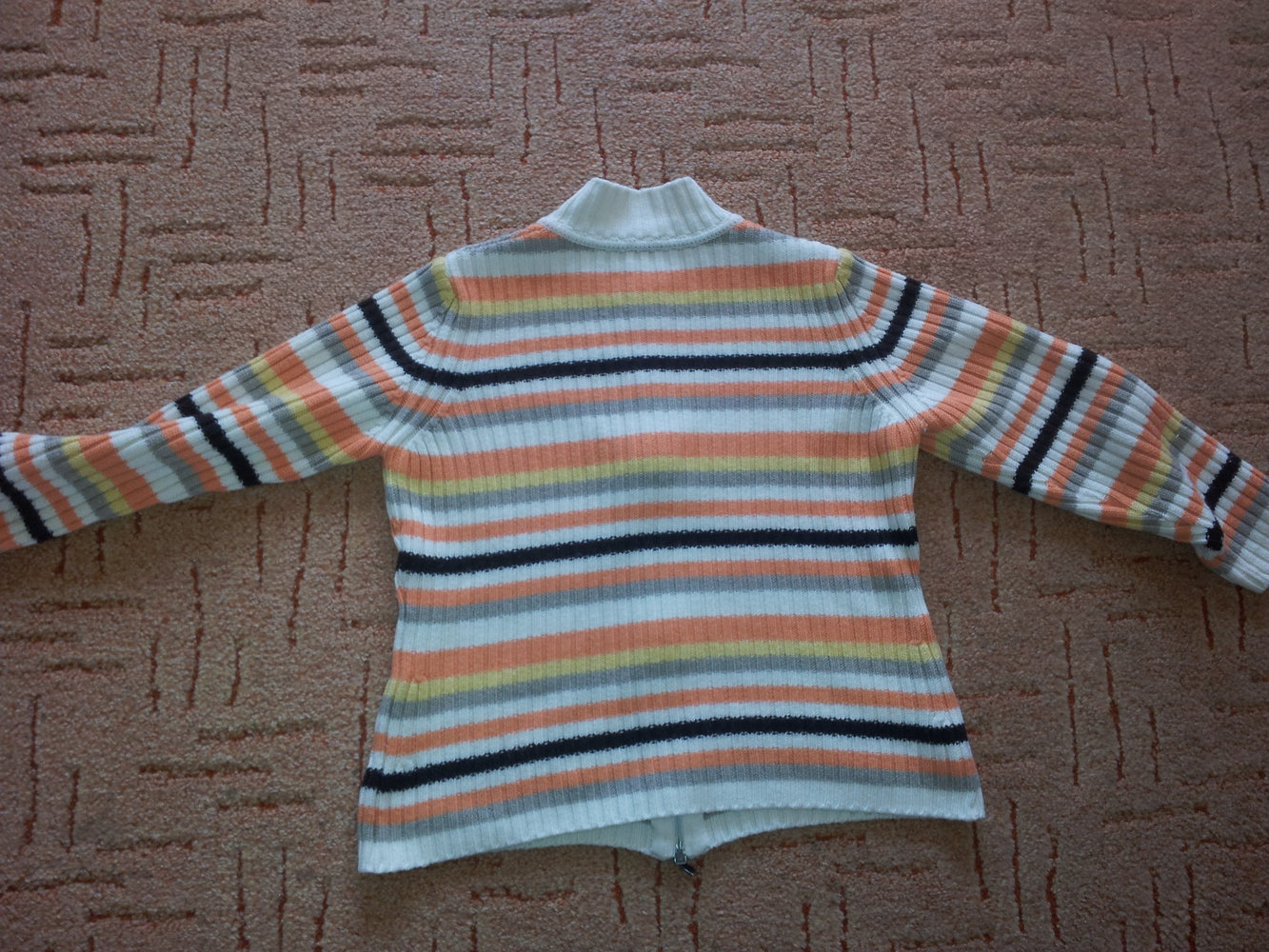 Strickjacke Streifen bunt  Olsen  Gr. M