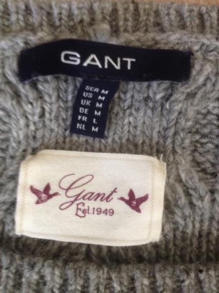 Grauer Longpullover von Gant