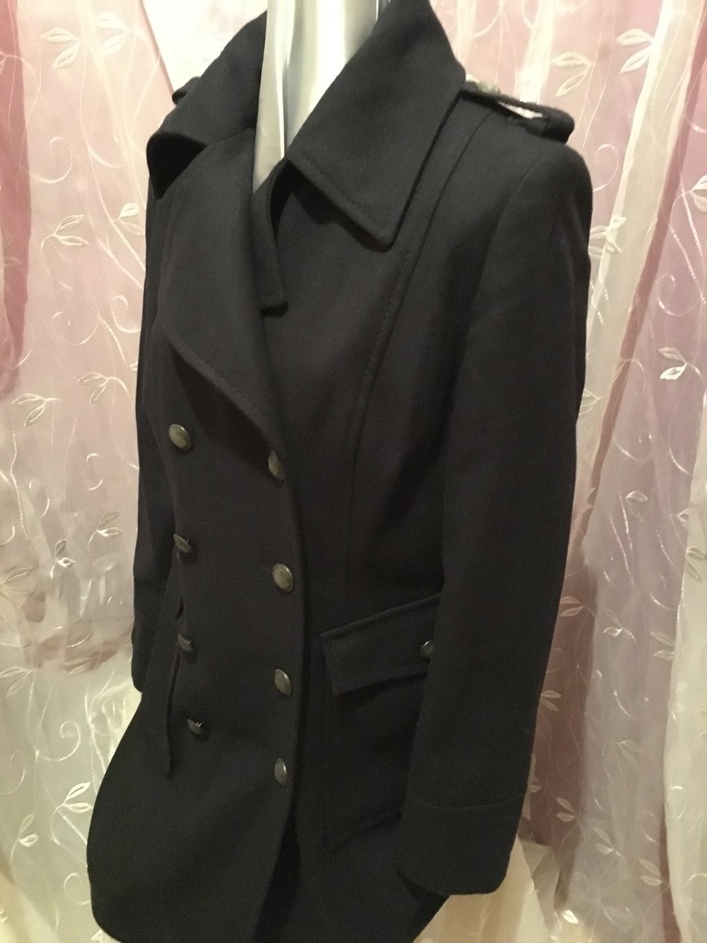 Cabanjacke im Military-Stil
