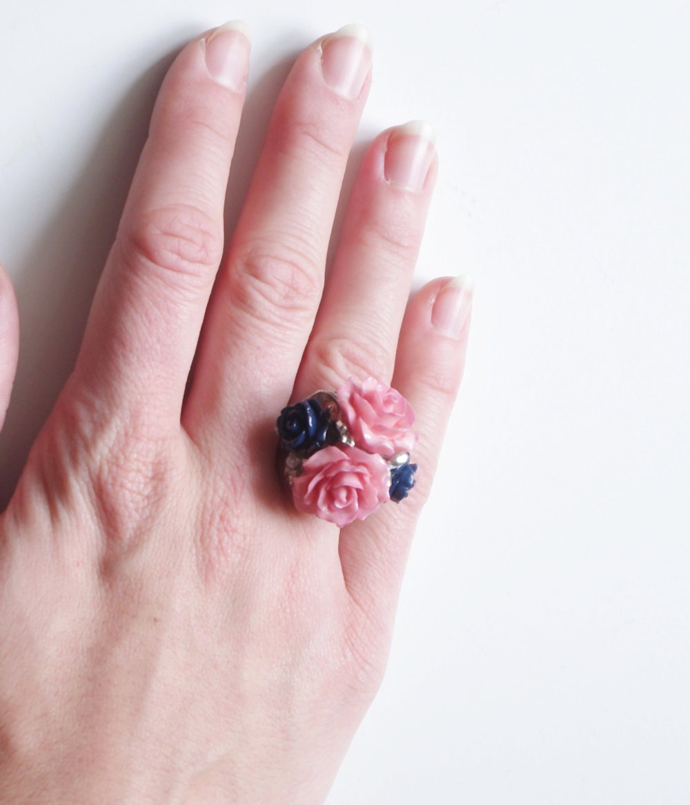 Urban Outfitters Statement Ring Blumen Flower Bouquet Cabochon