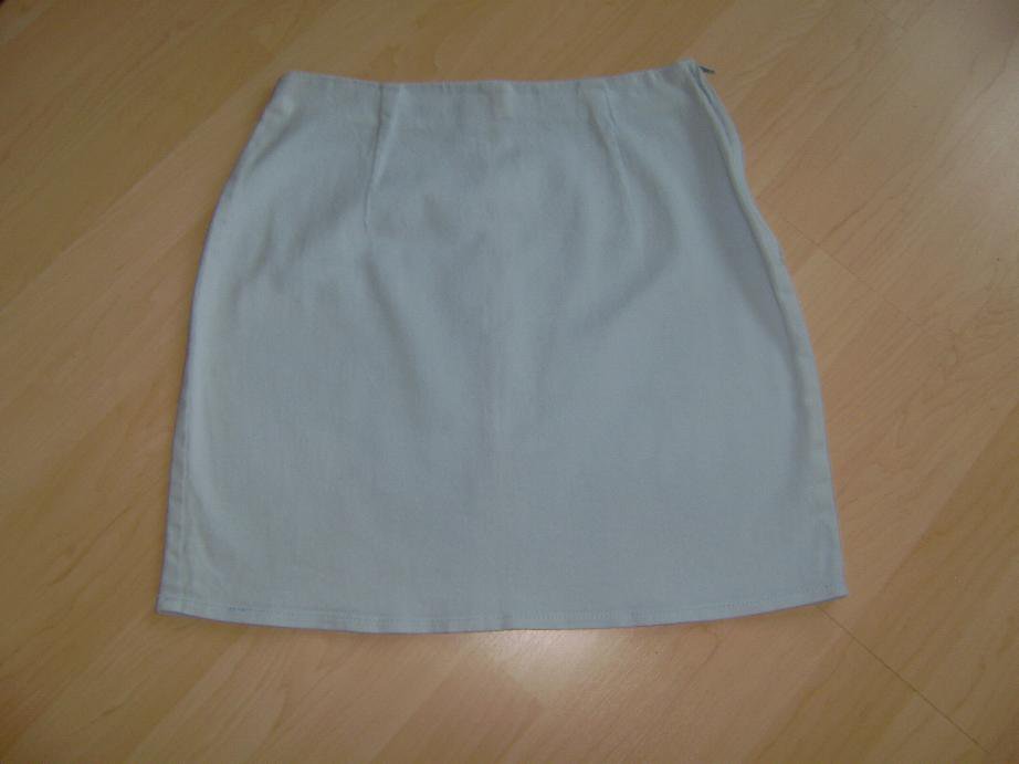 Kurzer Sommer-Rock Gr. ca. 38 von „CHIARO“ hellblau, bleu