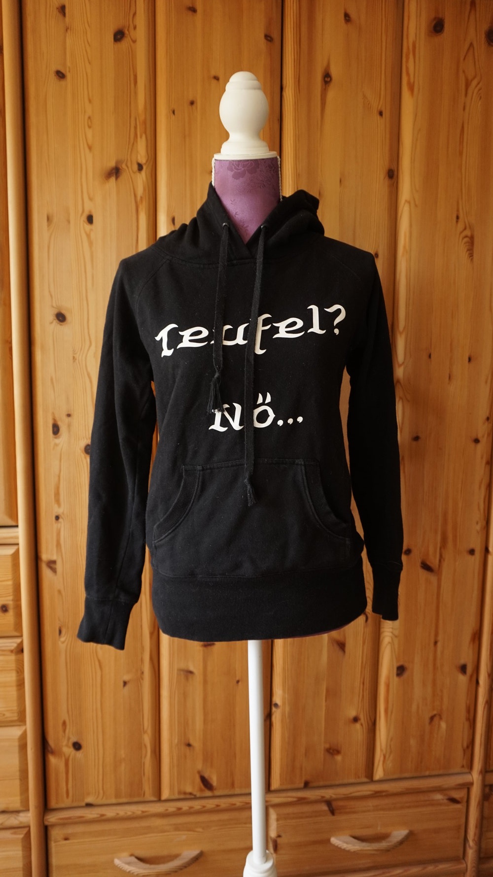 Pulli mit lustigem Aufdruck schwarz S