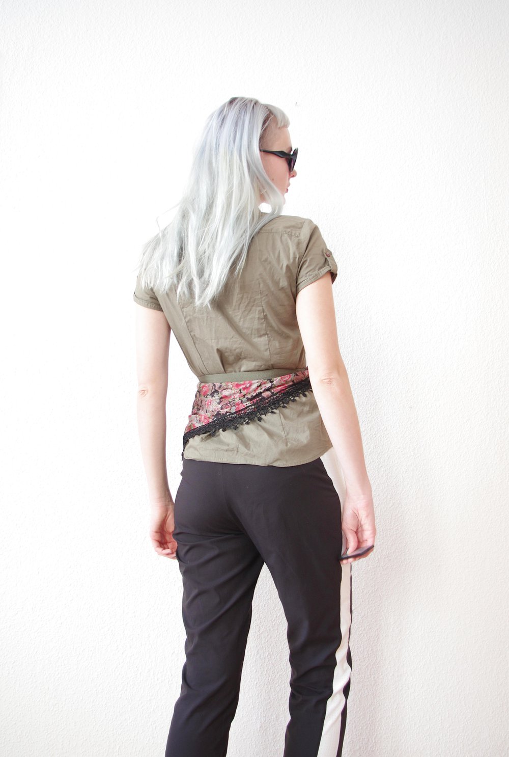 Olivgrüne Mexx Bluse Gr. 36 38 S Safari Hemd Taillengürtel