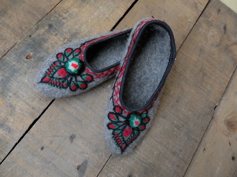 Hausschuhe Filz Filzschuhe Filzhausschuhe Balkan Boho Blogger Hipster Ethno