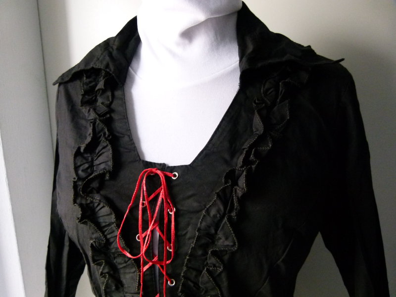 Rüschen Bluse, schwarz rot, geschnürt, Piraten Gothic Larp Cosplay Festival 