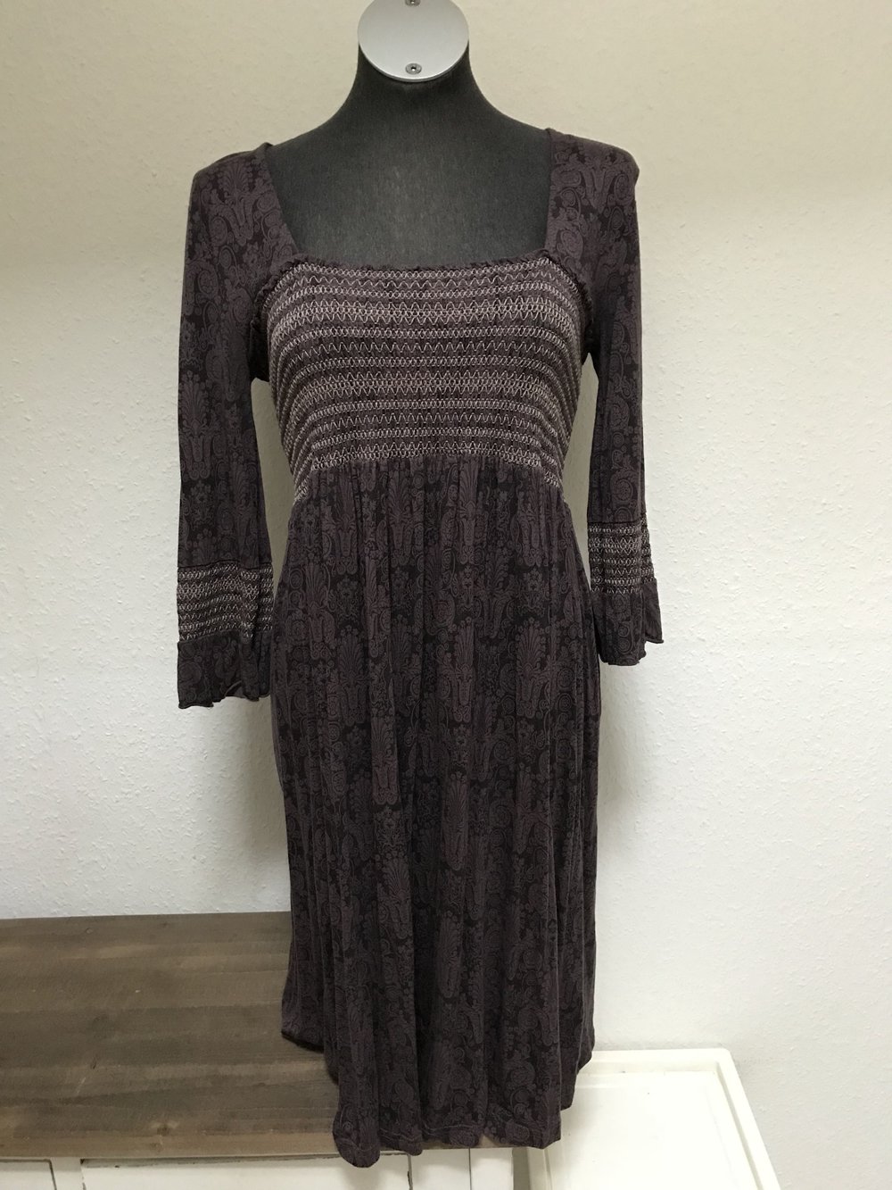 Review Empirekleid