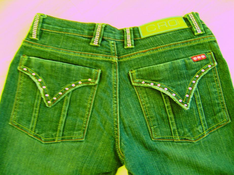 Jeans mit Strasssteinchen von GRO Jeans Gr. 29 stretchig
