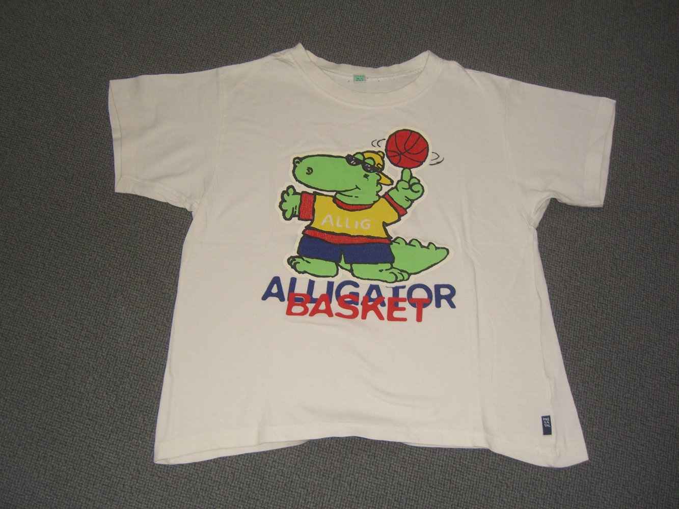 Cooles T-Shirt mit Alligator-Motiv