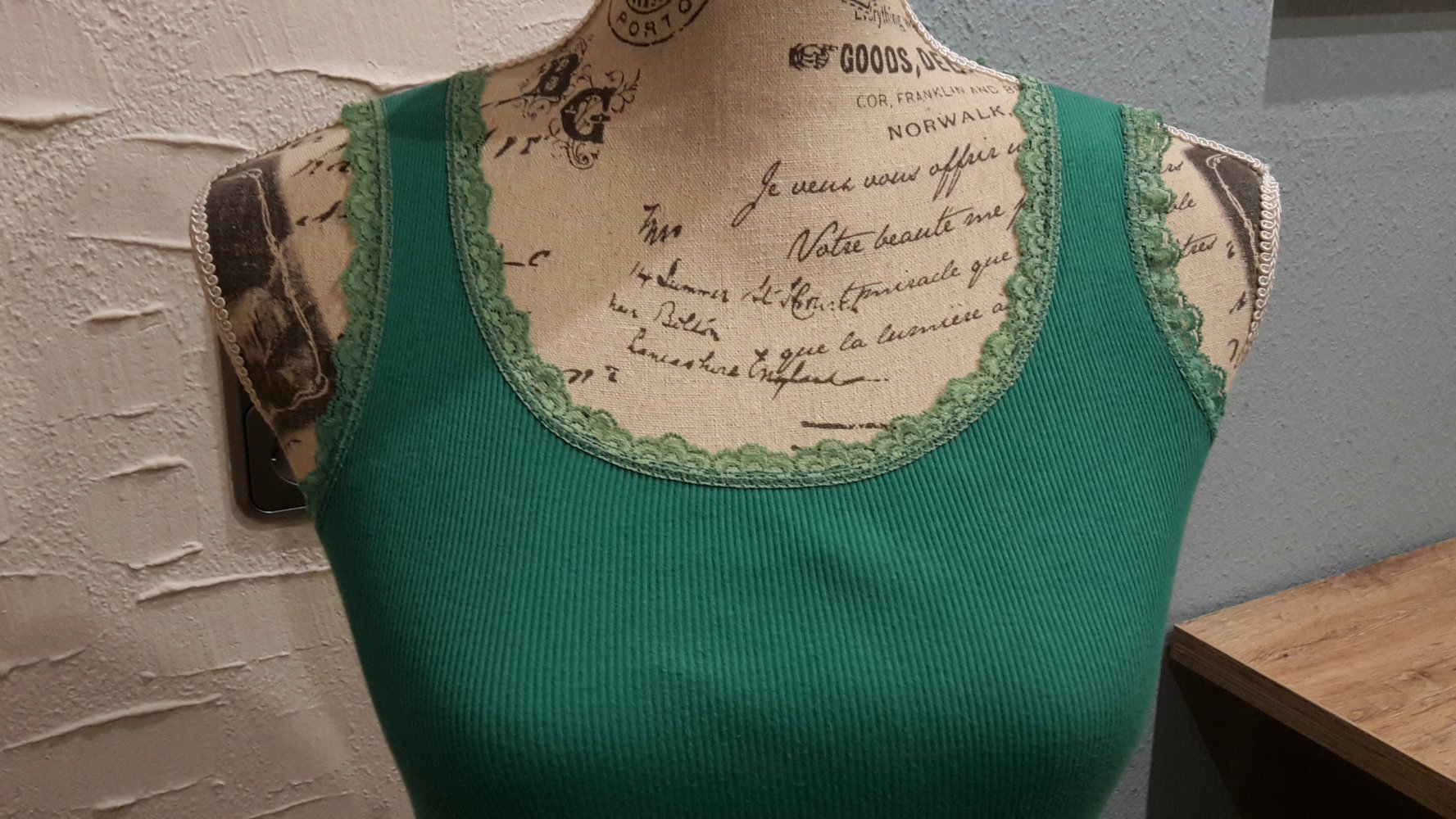 vero moda L rip top dunkel grün sommer spitze meer grün unterhemd