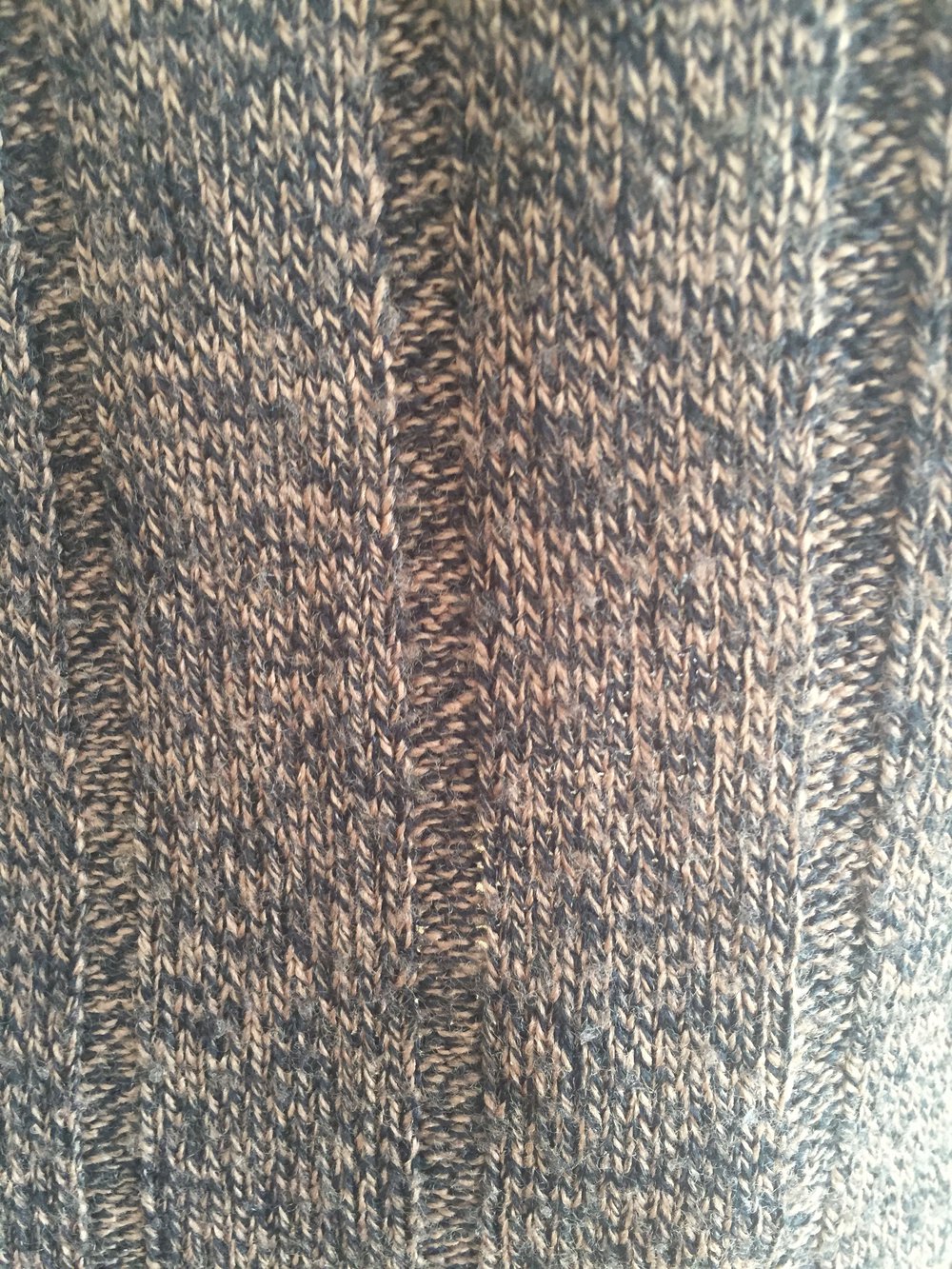 Brauner Herrenpullover