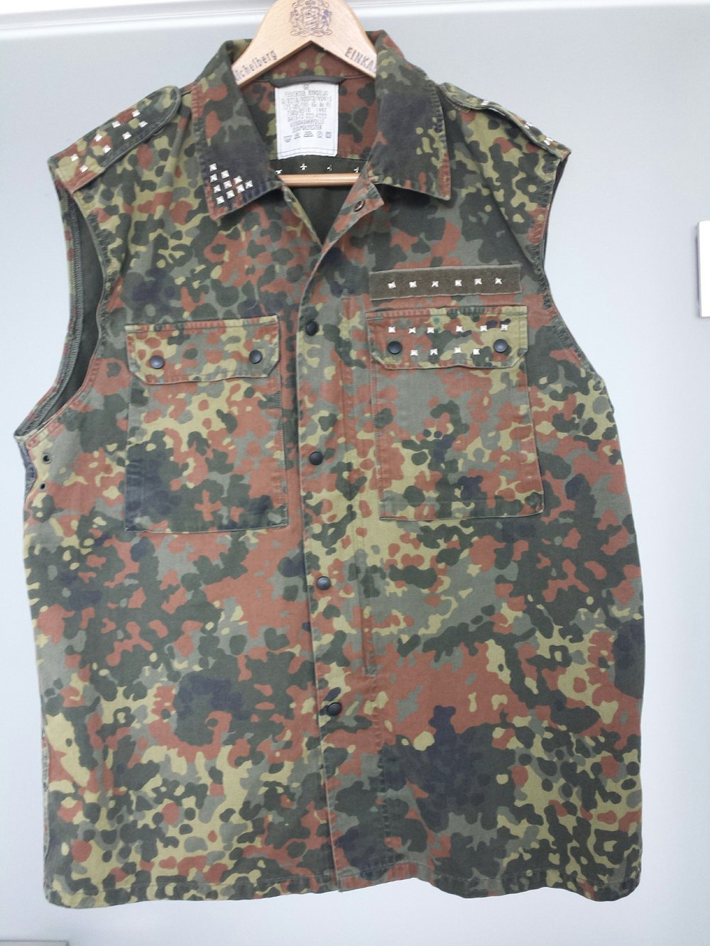 army weste nieten