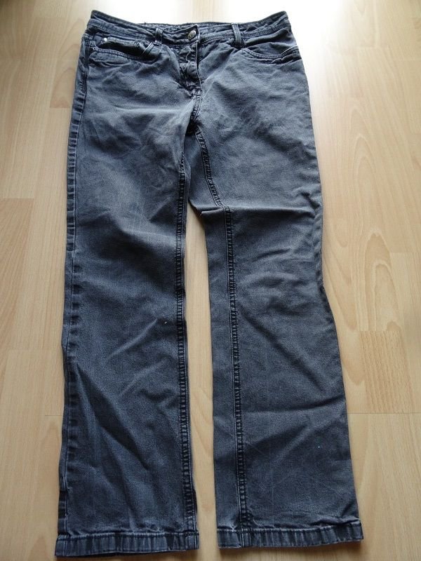 Jeans Used-schwarz Größe 38 - K (Kurz)