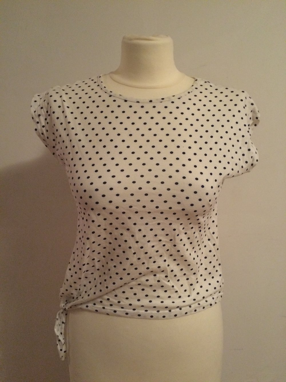 Bindebluse T-Shirt gepunktet kurz
