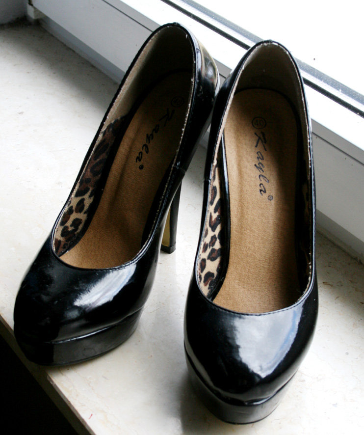 High Heels Lackleder schwarz