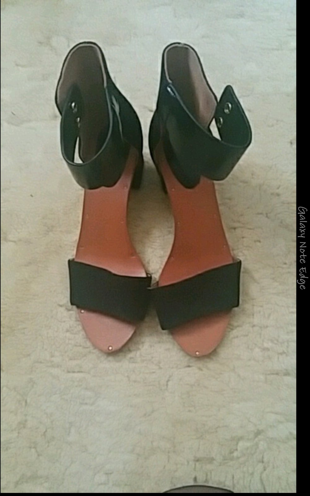 Schwarze Sandalen 