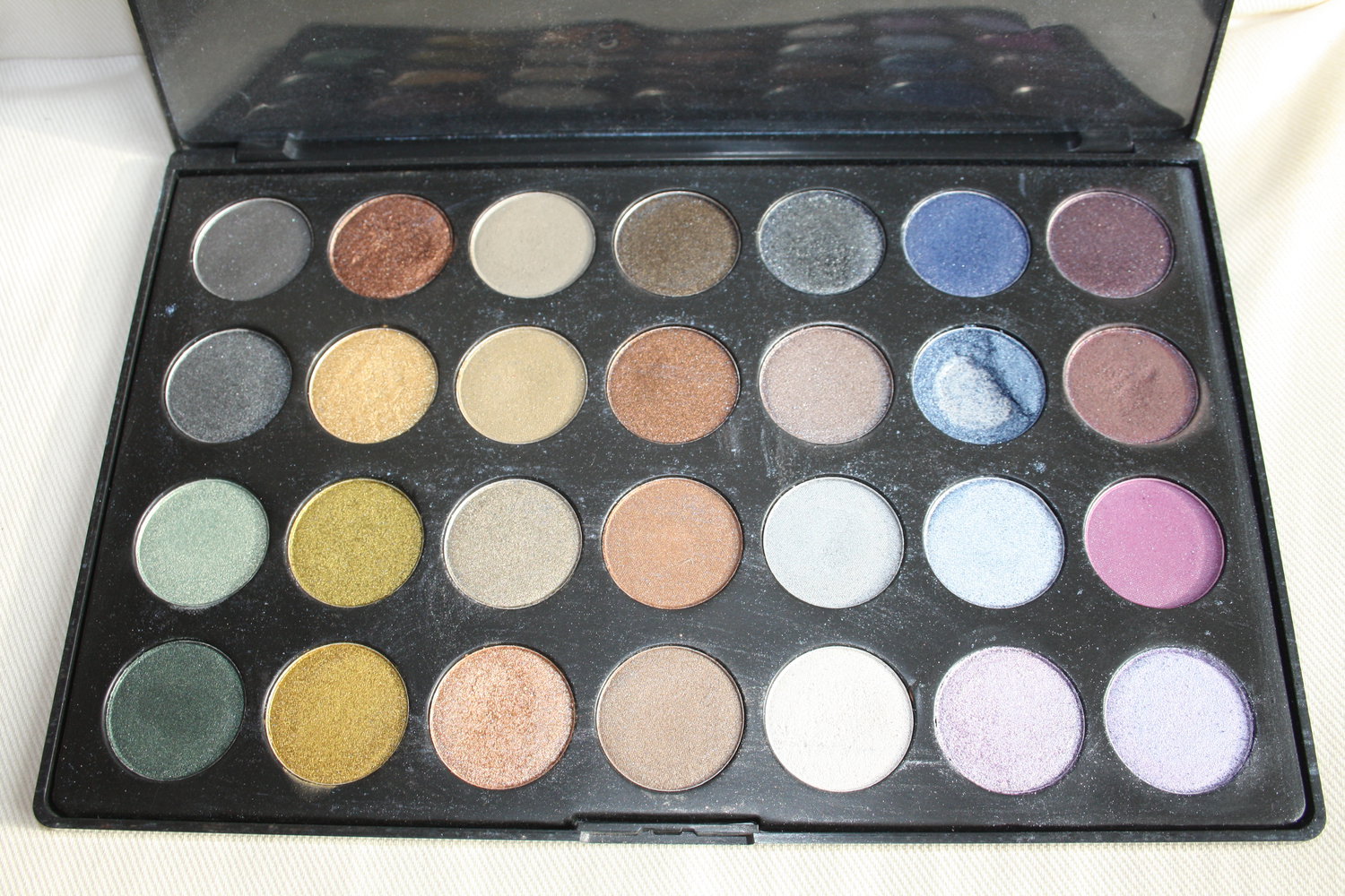 * Zoeva Lidschatten Palette Metallic Stones