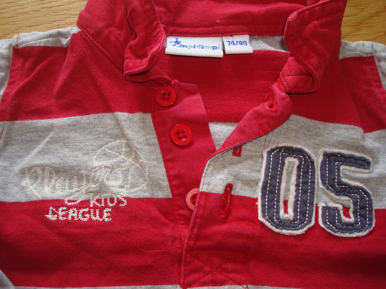 süßes Poloshirt für Jungen