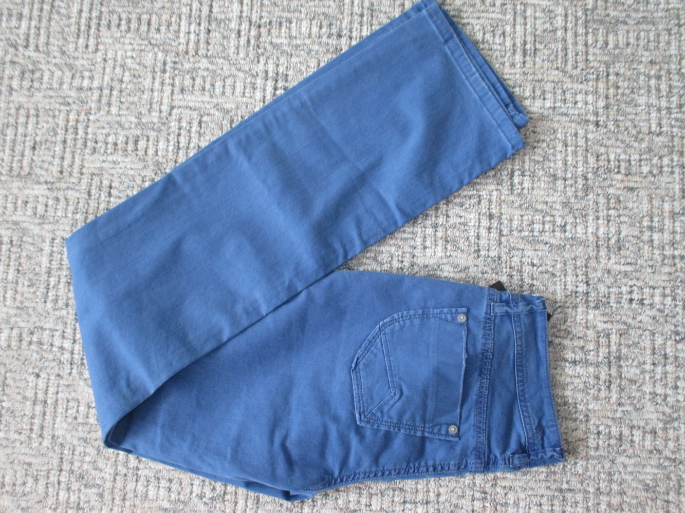 Meltin Pot; Jeans in preussisch blau, Chino, W : 28; L: 34