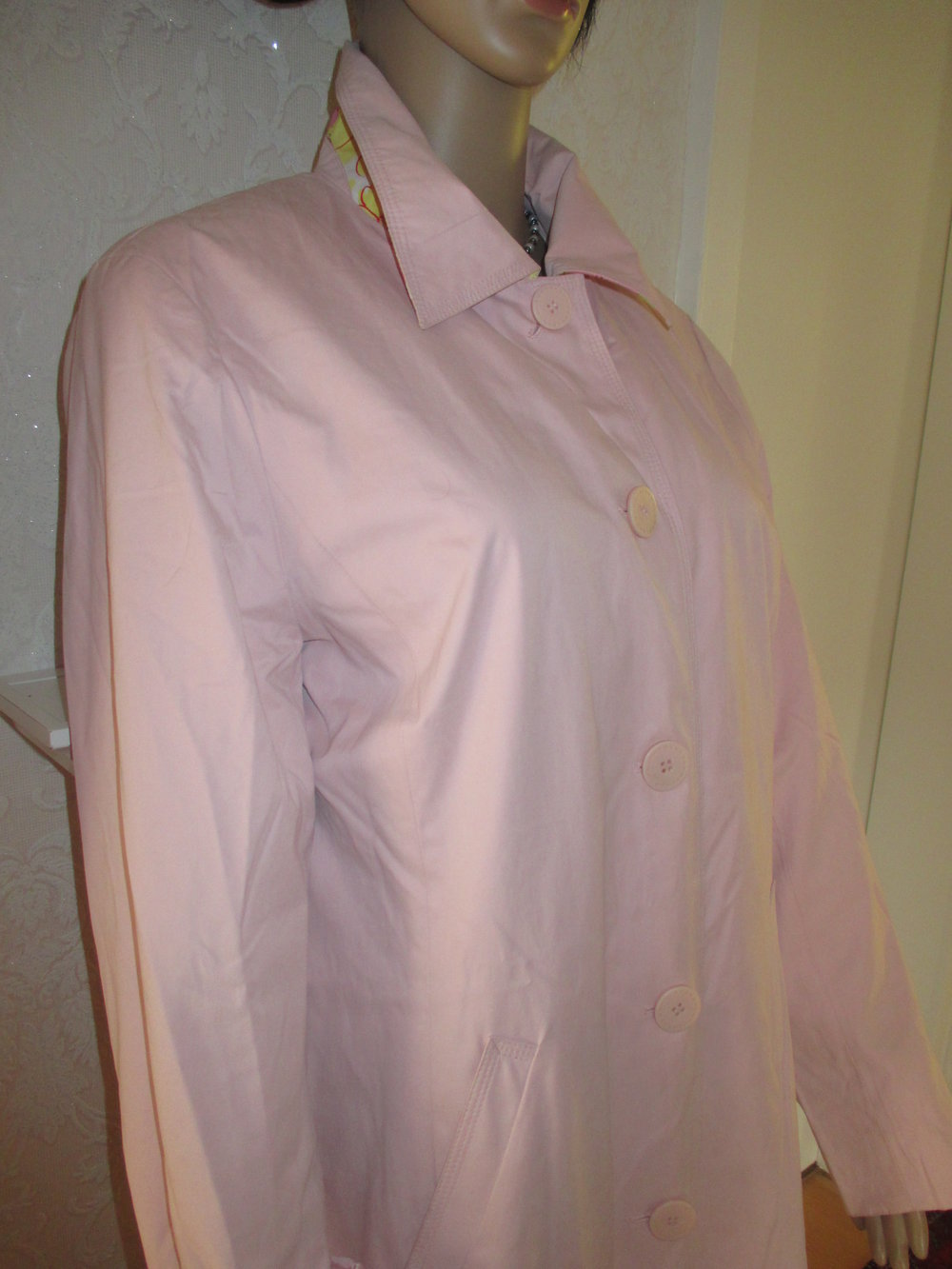  NEU * DESIGNER * Trench- Coat * Mantel mit Blüten * Blumen * Flower- Power * Futter * Gr. 38- 40/ S- M * rosè- quarz *