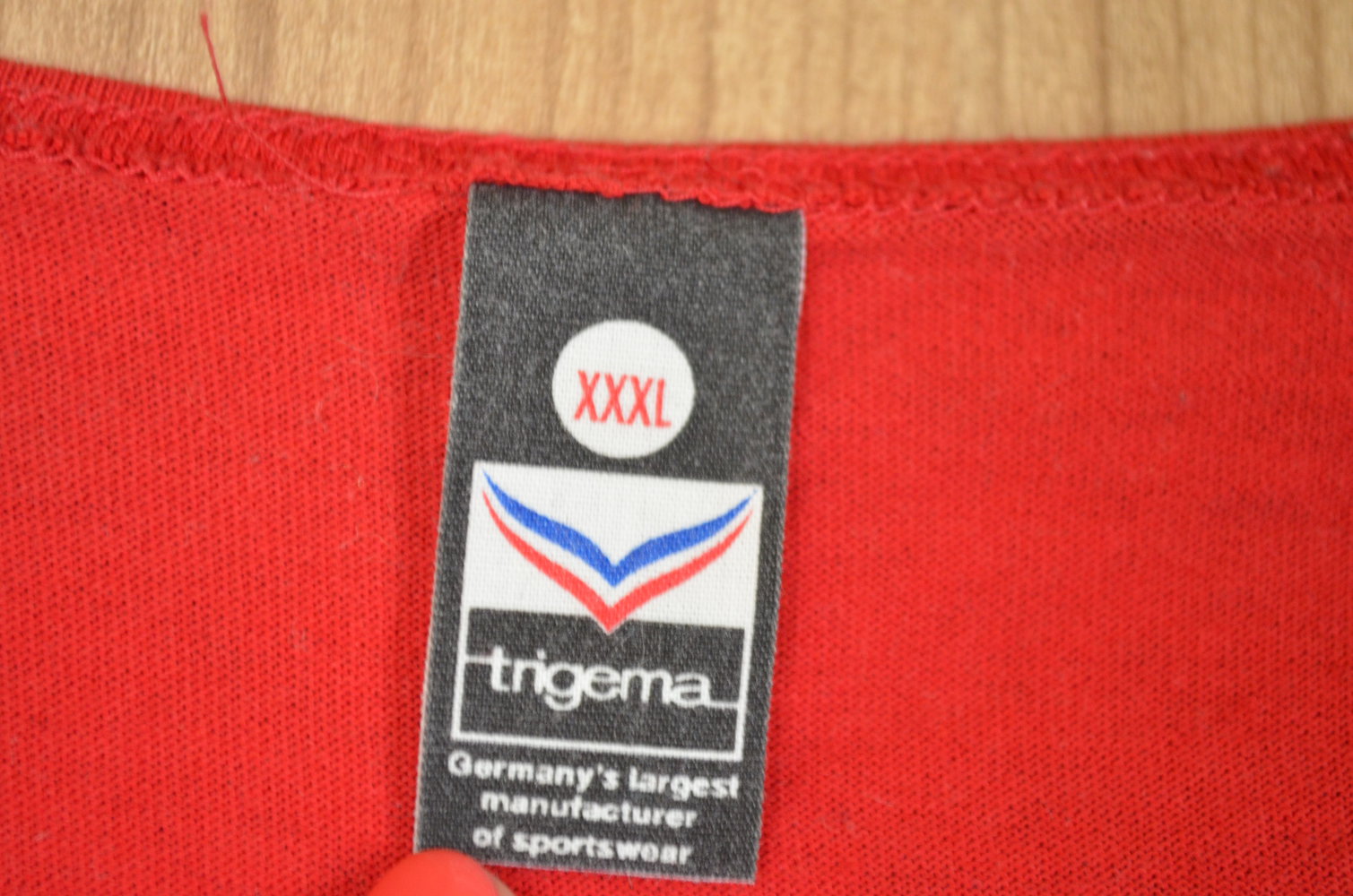 Rotes T-Shirt Trigema