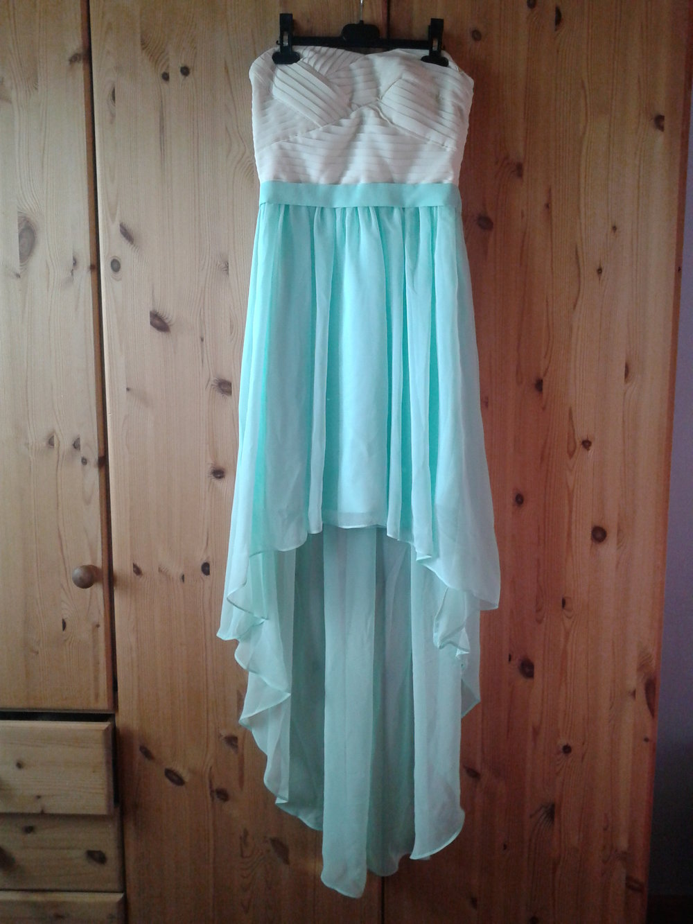 wunderschönes Kleid, Abschlusskleid, Abiball, beige, creme, türkis, grün, 36, S, trägerlos