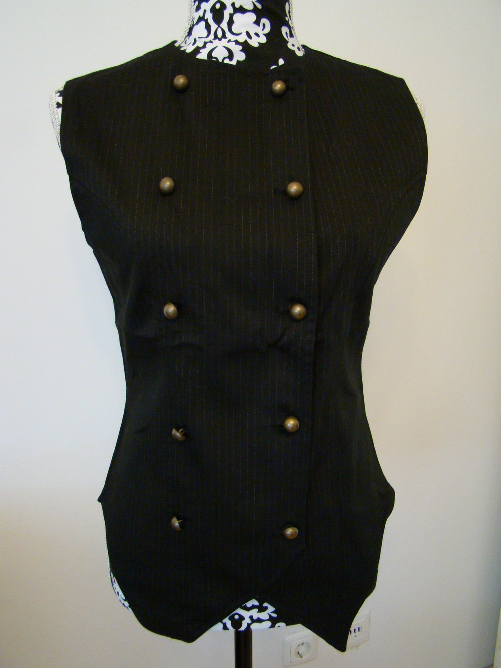 NEU! Uniform, Uniformweste, Weste, Schwarz, goldene Knöpfe, S / M 38 (40?), Gothic, XtraX, Bat Attack, Military