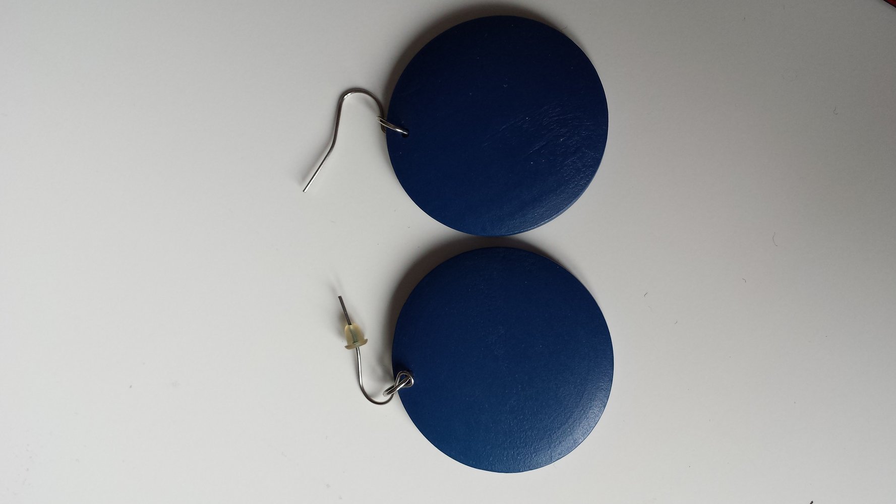 blaue Holzohrringe maritim