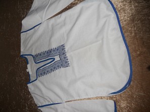 Mädchen Tunika Bluse Hemd Top Shirt Gr.146 Weiß-Blau bestickt Top Zustand