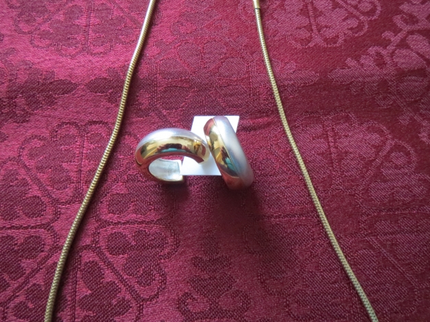 Kette mit Ohrstecker