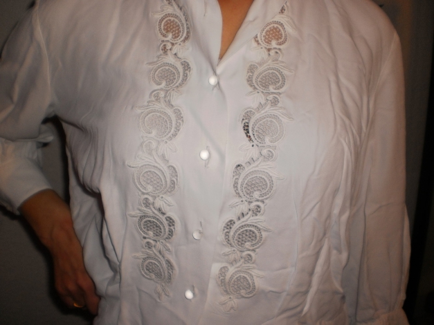 Vintagebluse mit Spitze in weiß & Gr. 46 – Edelfashion!