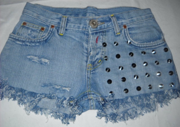 Reeplay Stachelnieten Nieten Hot Pants Shorts Studs kurze Hose blau Jeans 34 36 XS S M destroyed