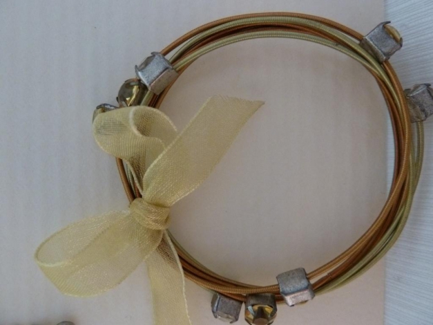 Armband stretch romantisch verspielt Glitzersteine - geschenkt