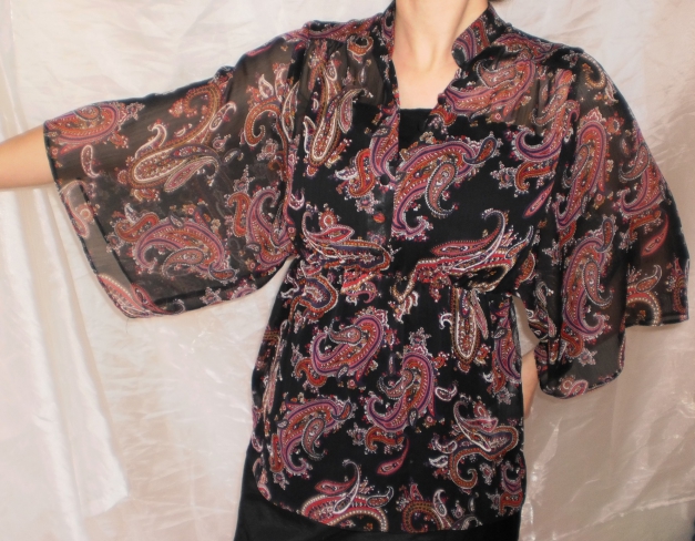 Paisleymuster-Tunika mit sexy Schnitt von C & A in Gr. 38!