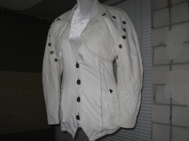 *** Super schöne Tailienjacke im Marinestyle ***