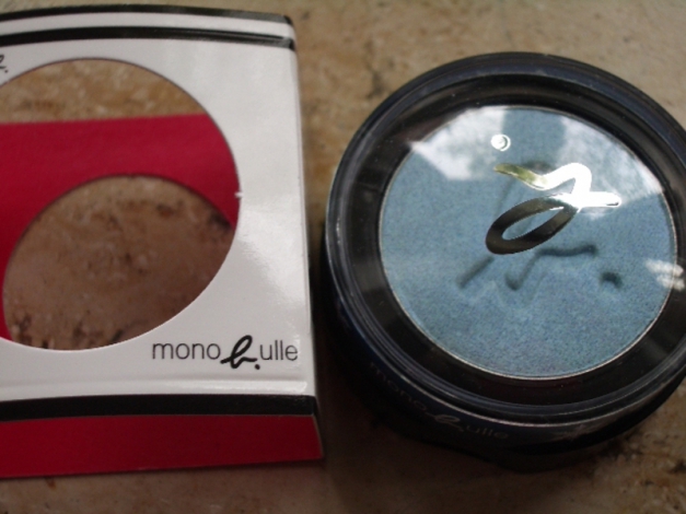  agnes b. Monobulle   NEIGE AZUR SAPHIR  Lidschatten  Hellblau   NEU!
